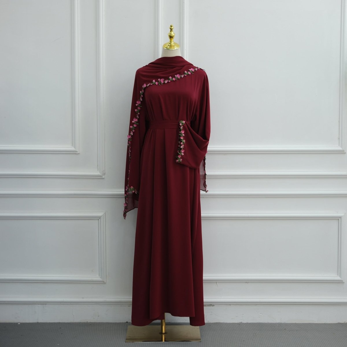 Robe Maxi à Bourgeon de Rose Brodé et Bordure Diagonale(MA455)