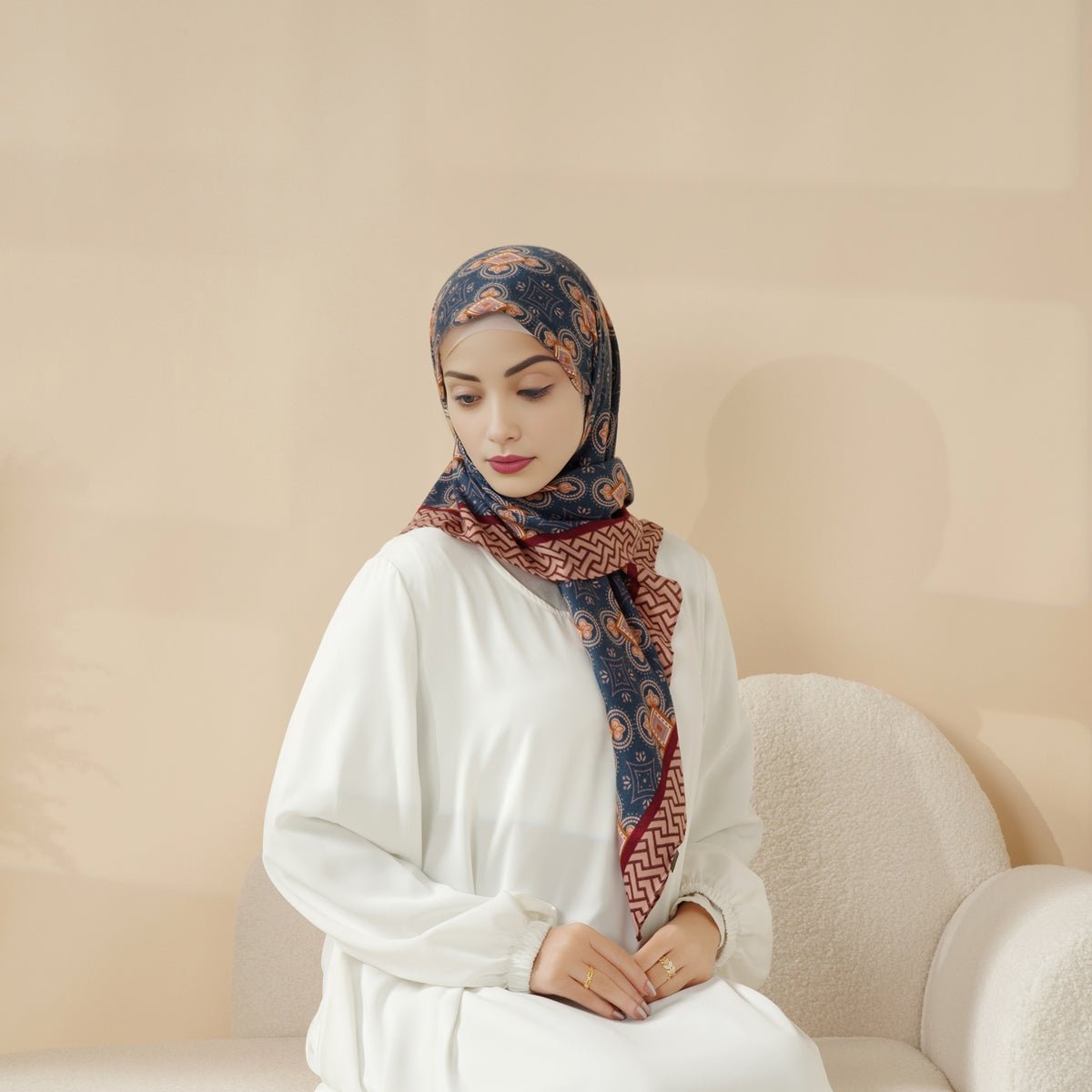 MH096 Hijab Carré Cashmere Touch Imprimé
