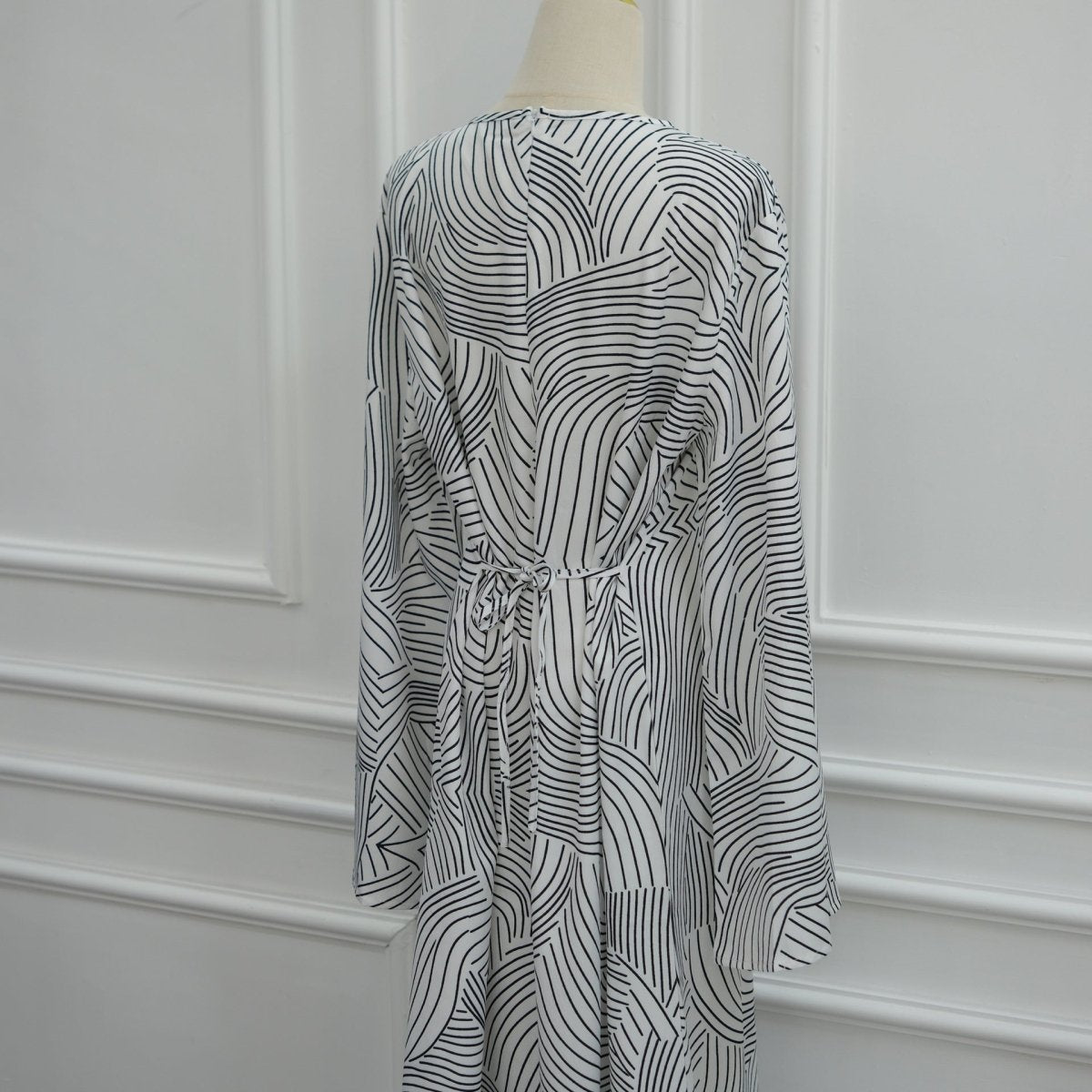 Robe Maxi Imprimée à Manches Cloche Froissées-Délavées (MS474)
