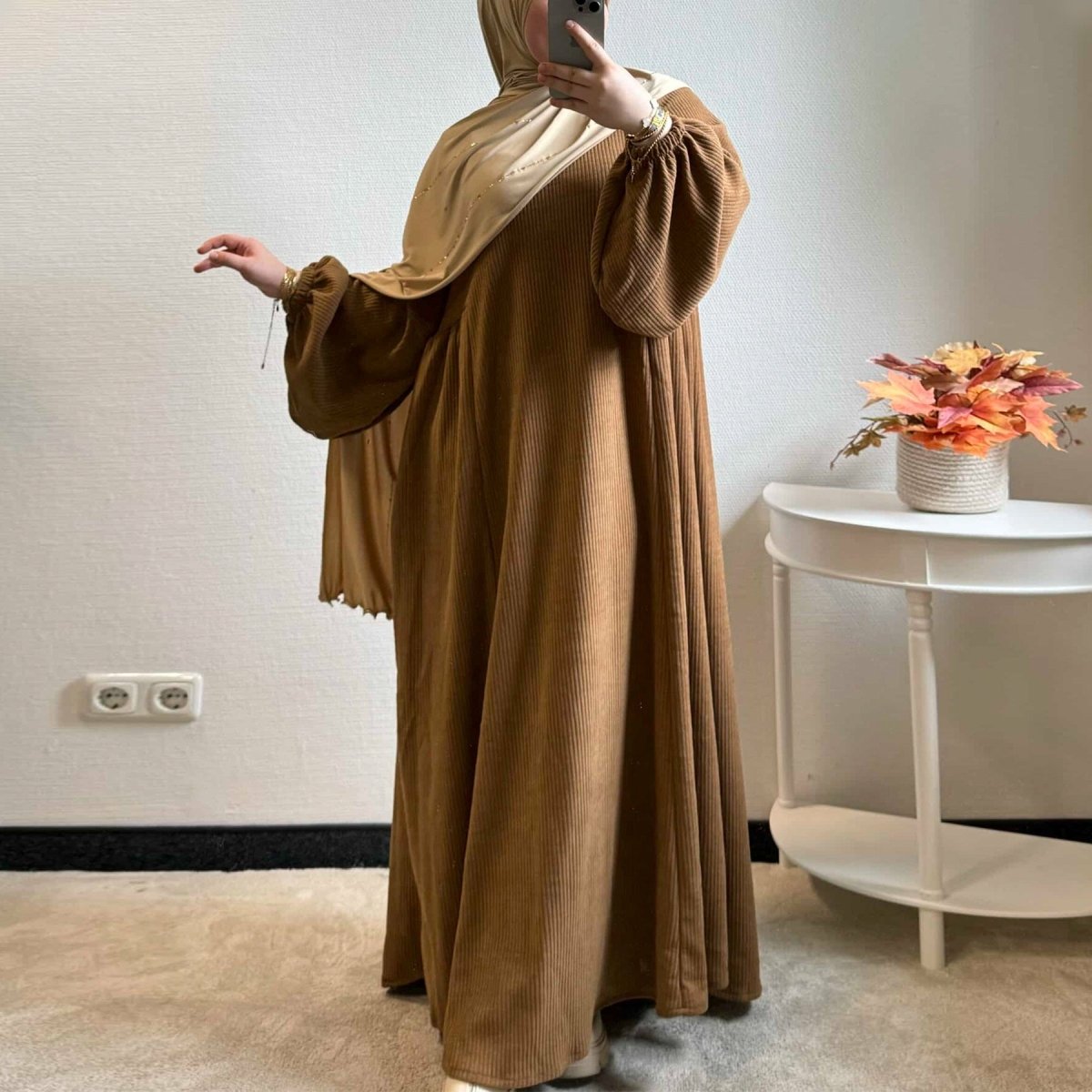 Abaya Swing en velours côtelé, coupe ample | Abaya Casual en velours côtelé (MA117)