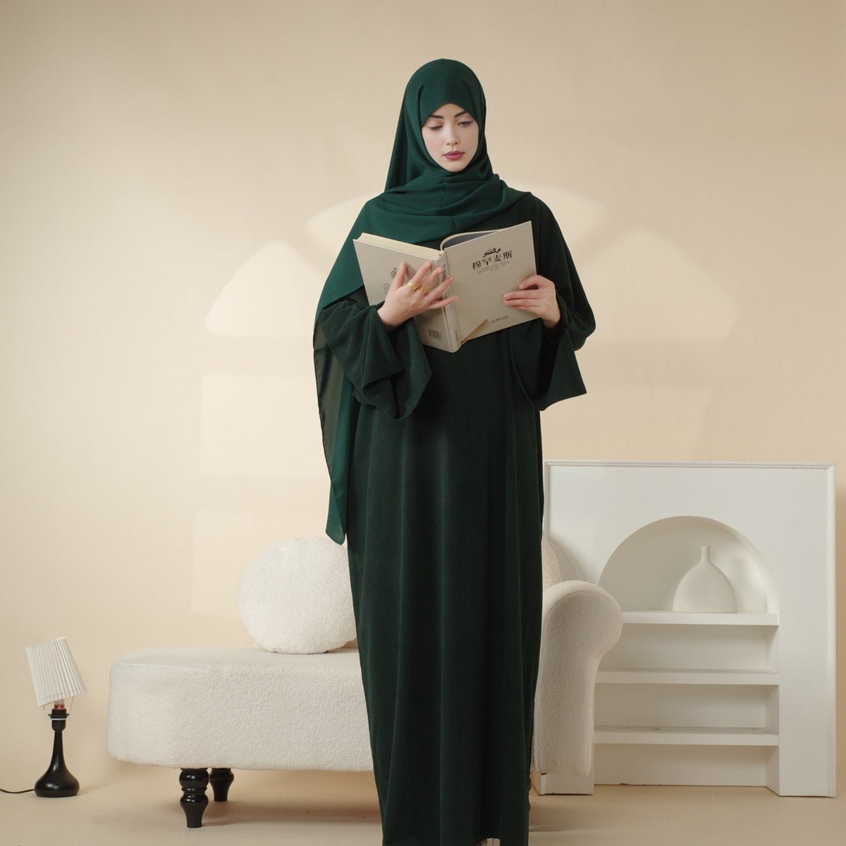 Abaya en velours côtelé à manches larges (MA045)