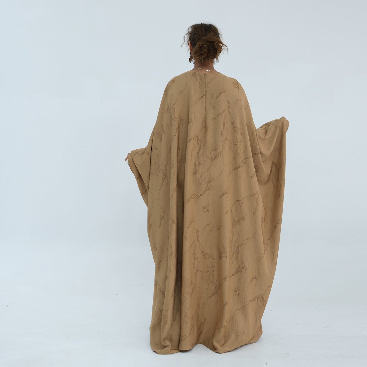 Robe Longue Imprimée à Manches Chauve-Souris (MA446)