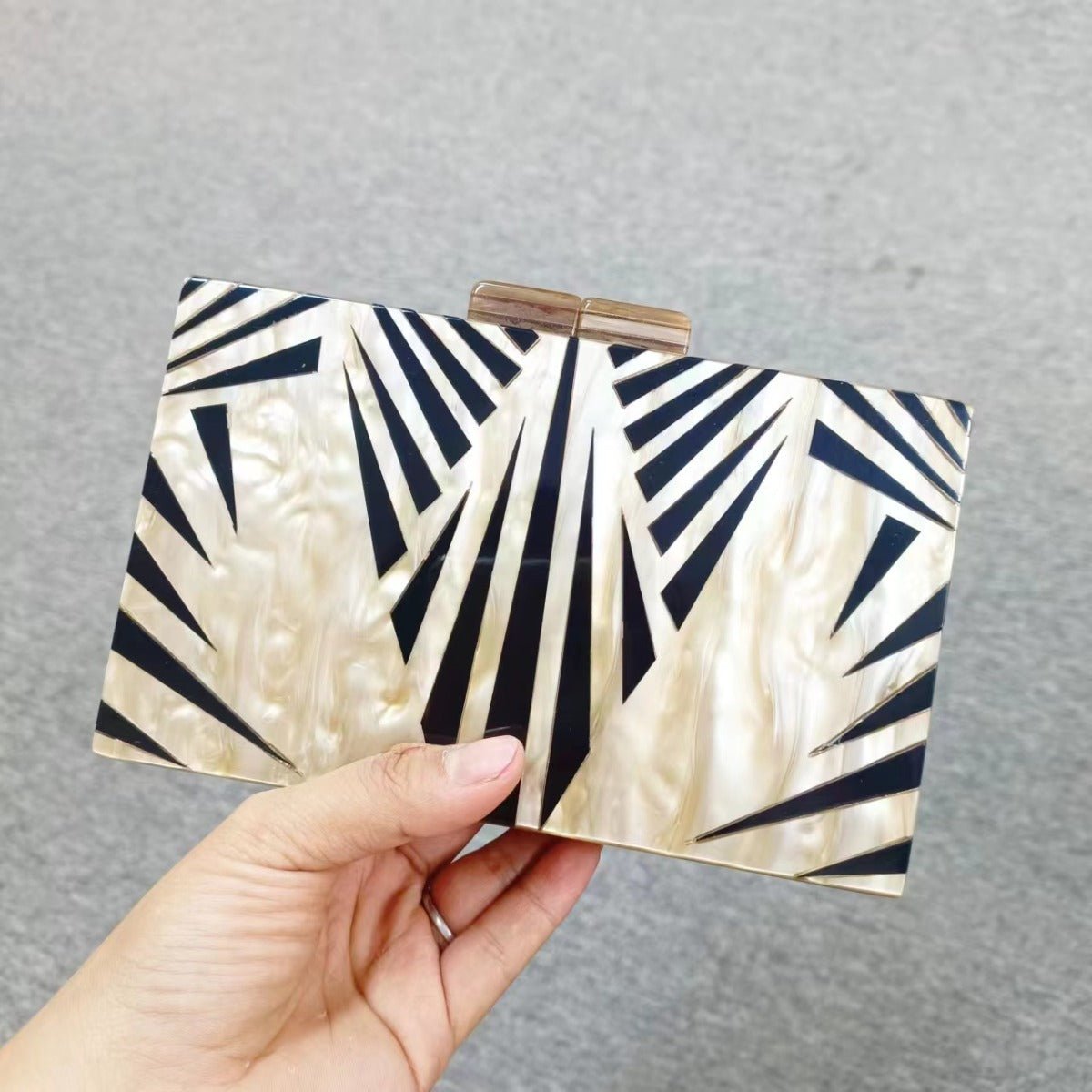 Sac de soirée Etro à motif zèbre — Pochette en acrylique avec chaîne d'épaule pour femme (MAC255)