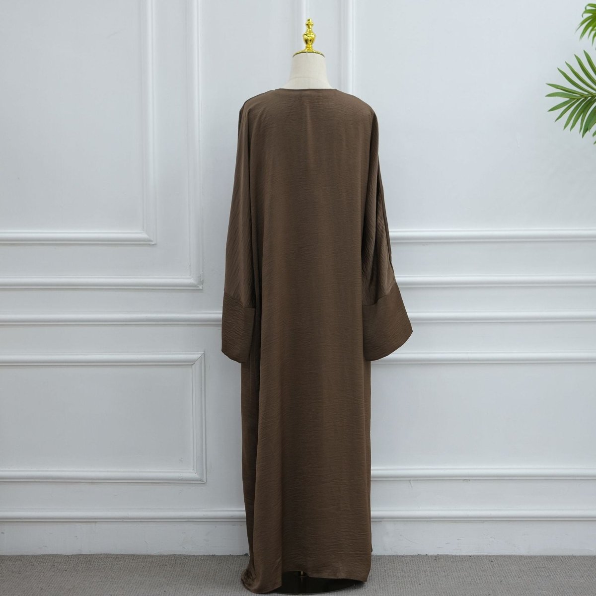 Abaya Ouverte Froissée avec Poignet en Dentelle (MOA328)