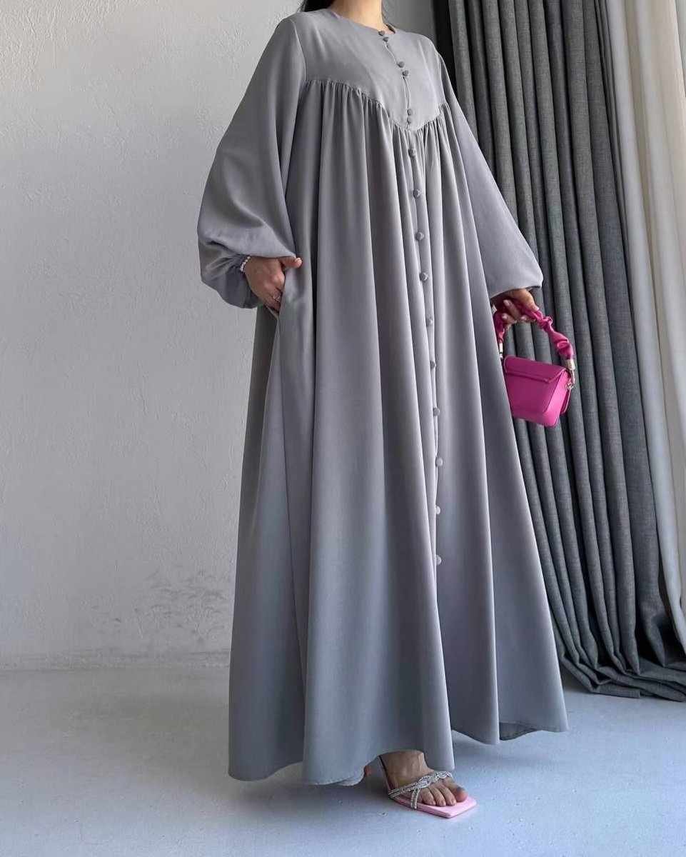 Abaya Musulmane Ample à Manches Fluides et Boutonnée (MA174)