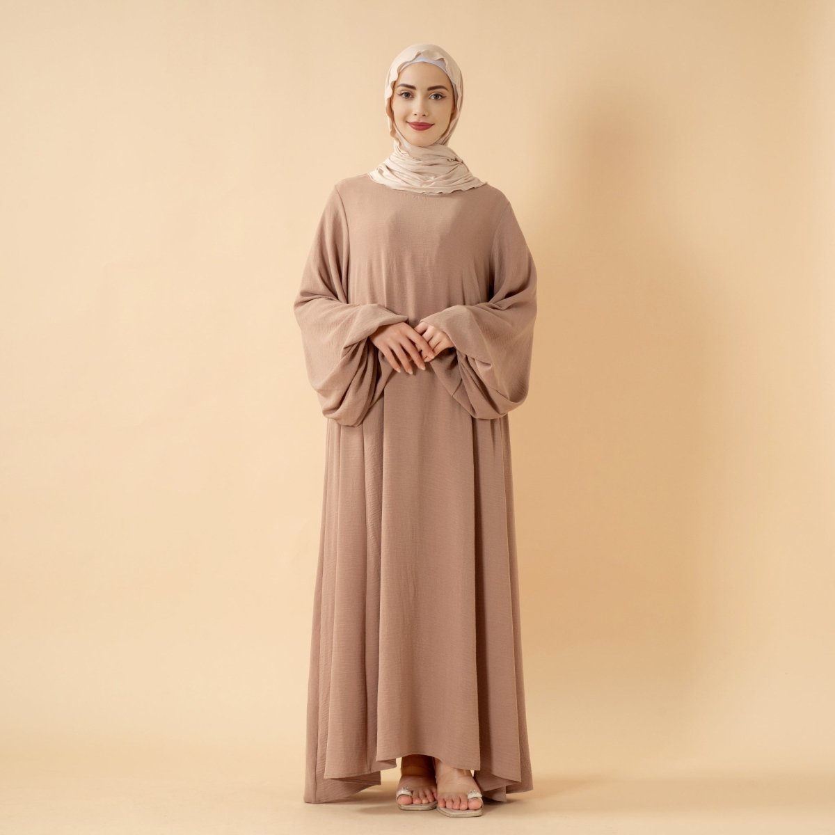 Abaya en crêpe coupe décontractée à manches lanterne (MA190)