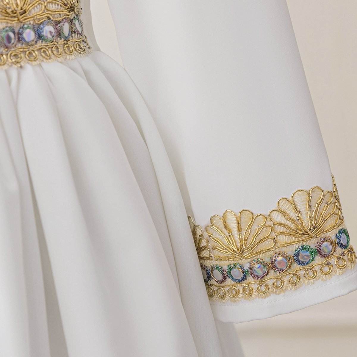 Robe Kaftan Brodée pour Filles avec Ceinture Ornée de Bijoux (MKG021)