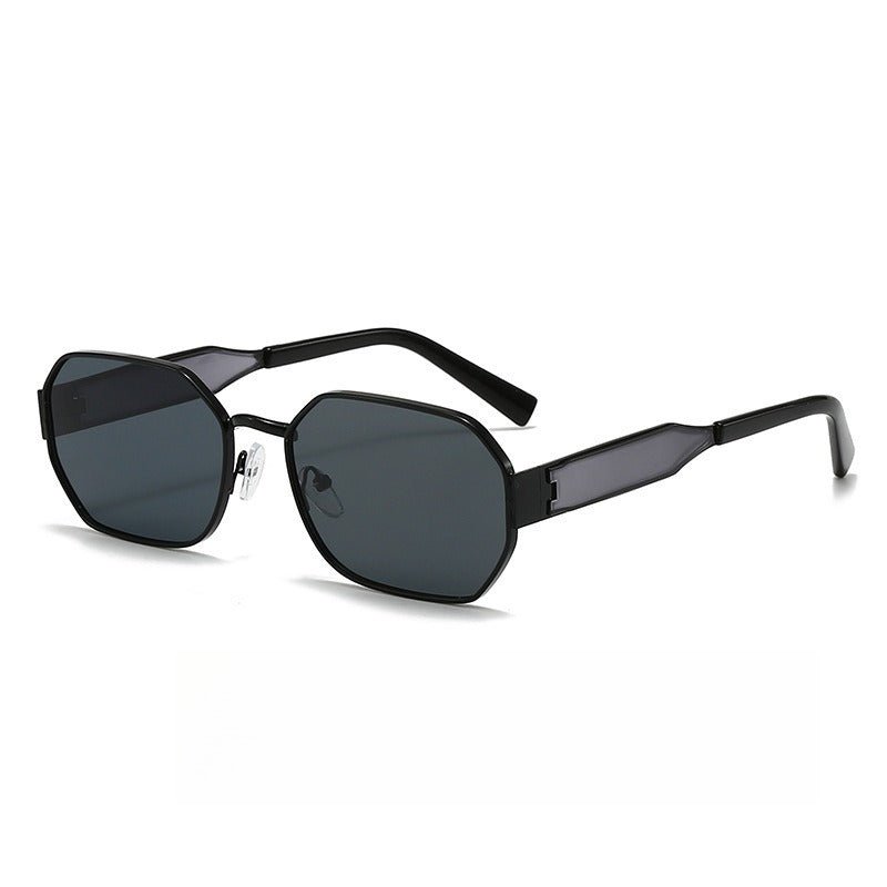Lunettes de soleil vintage à monture étroite – Style rétro chic avec verres teintés pour femme (MAC262)
