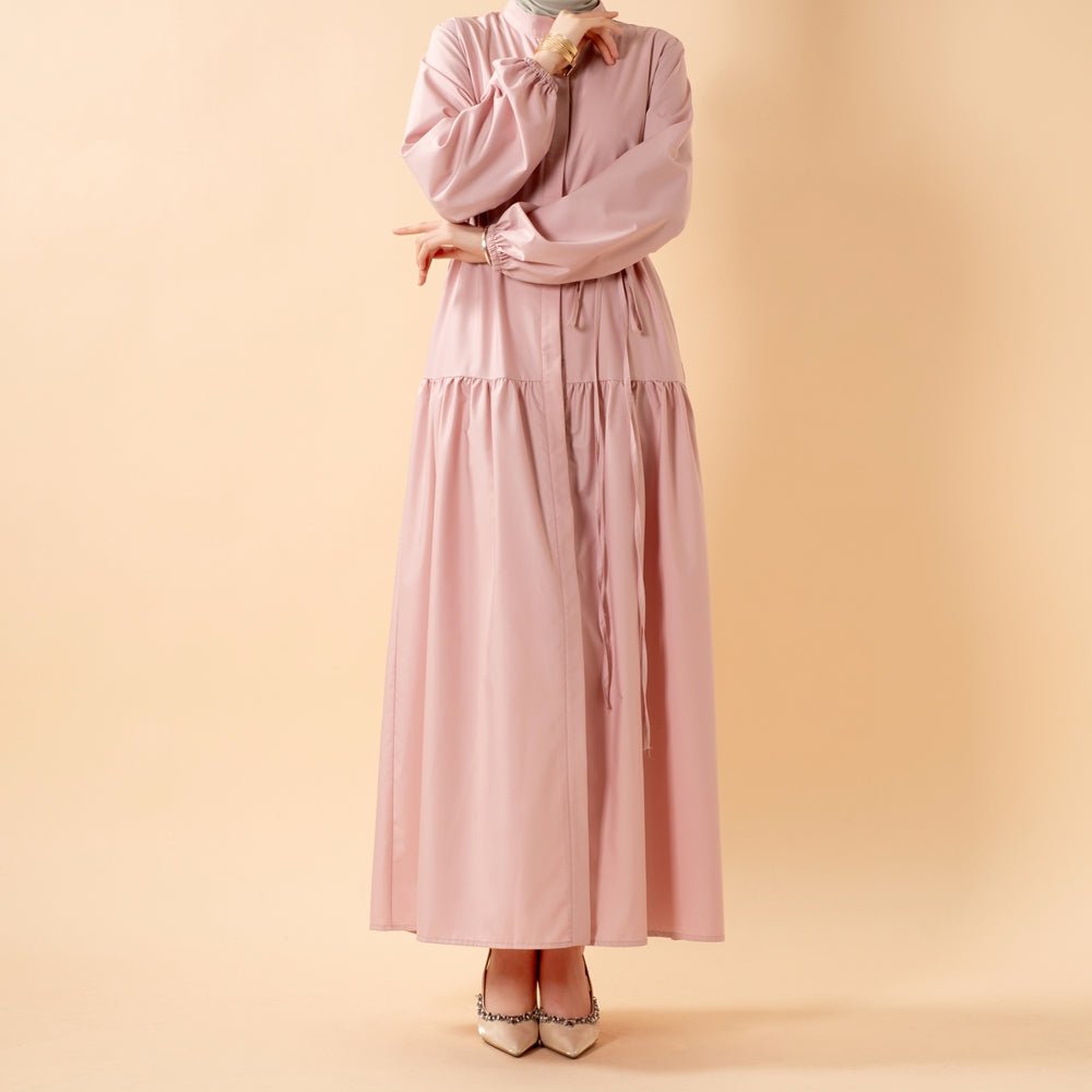 Robe Abaya Maxi Trench Cintrée en Ligne A avec Poches (MA422)