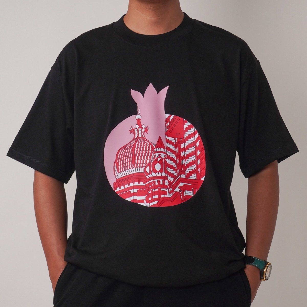 T-shirt à manches courtes au design artistique islamique (MS182)