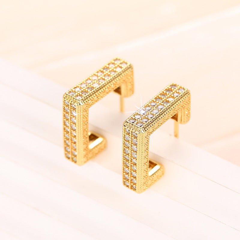 Boucles d'oreilles géométriques haut de gamme, micro-pavées de diamants ultra-brillants (MAC190)