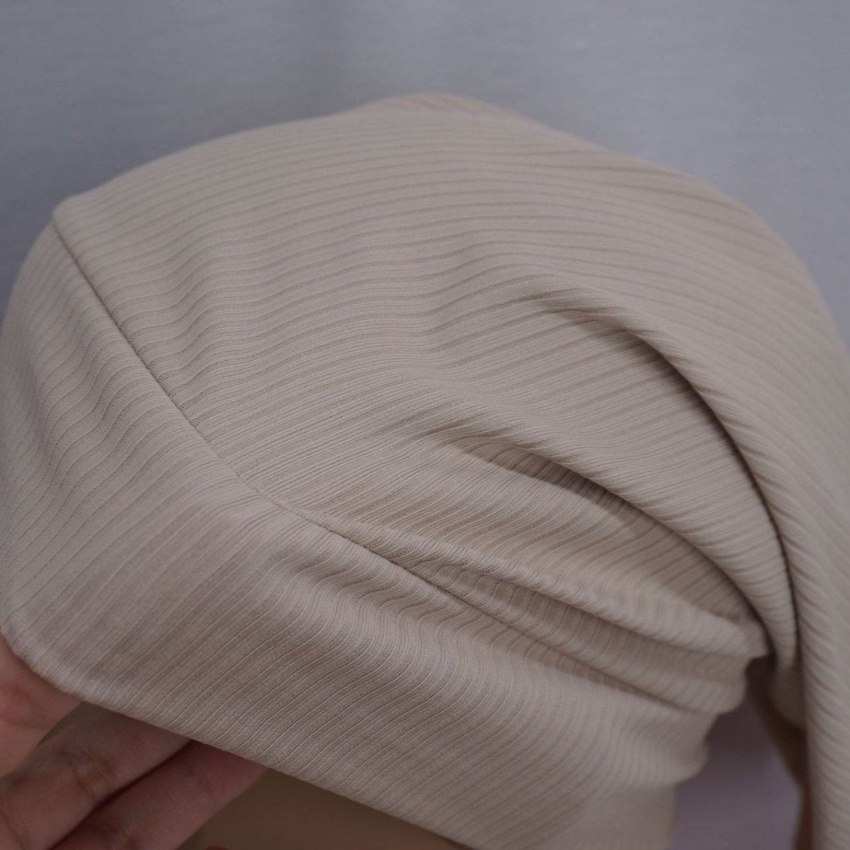 Sous-hijab côtelé élastique polyvalent (MH192)