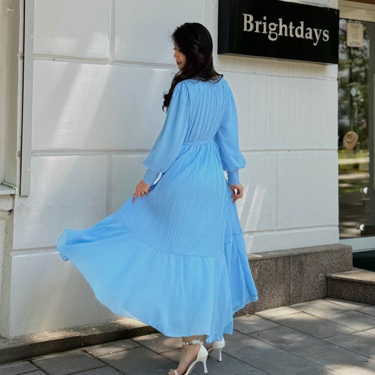 Robe Maxi Plissée à Volants (MS466)