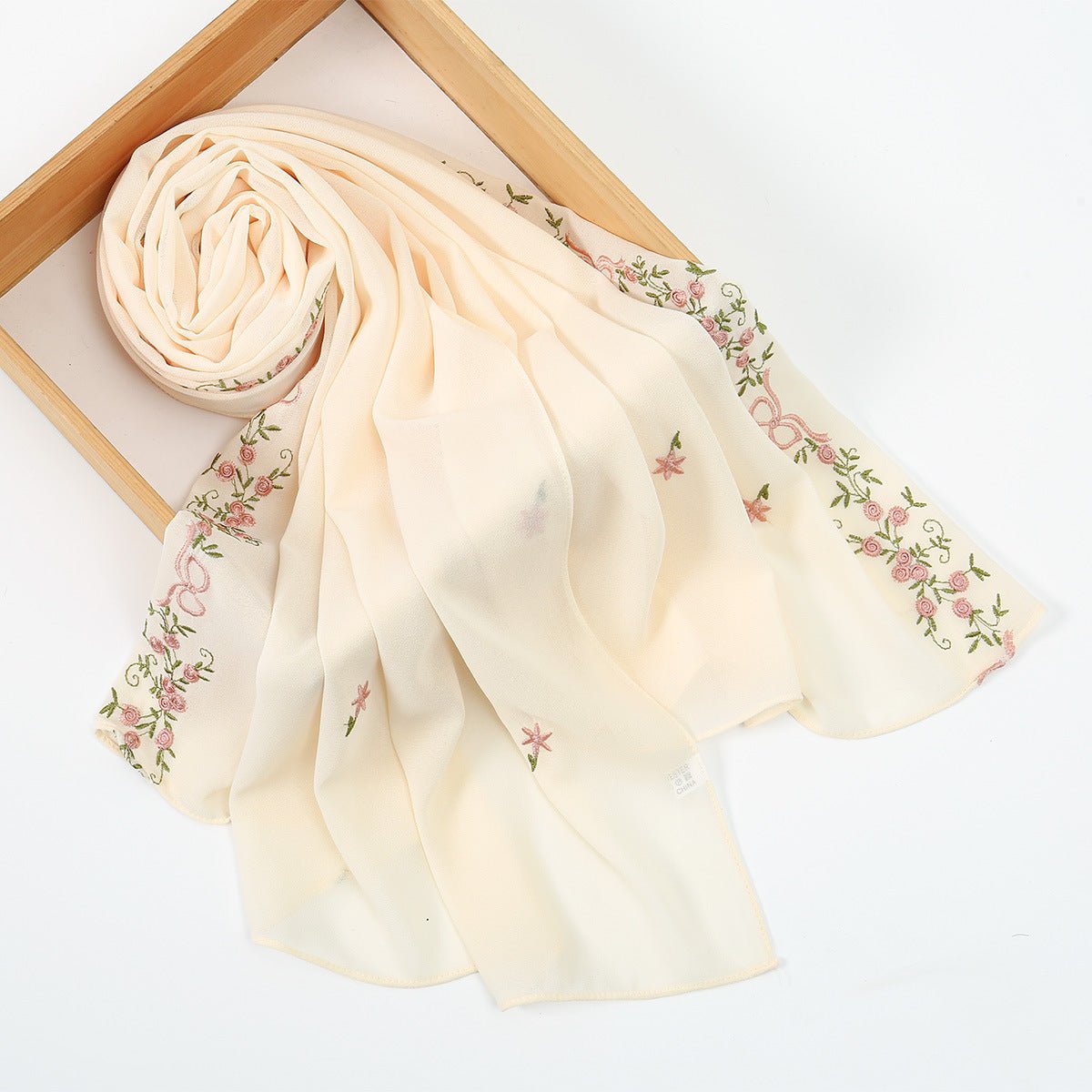 Foulard Hijab en Mousseline Brodée | Hijab en Mousseline avec Broderie (MH220)