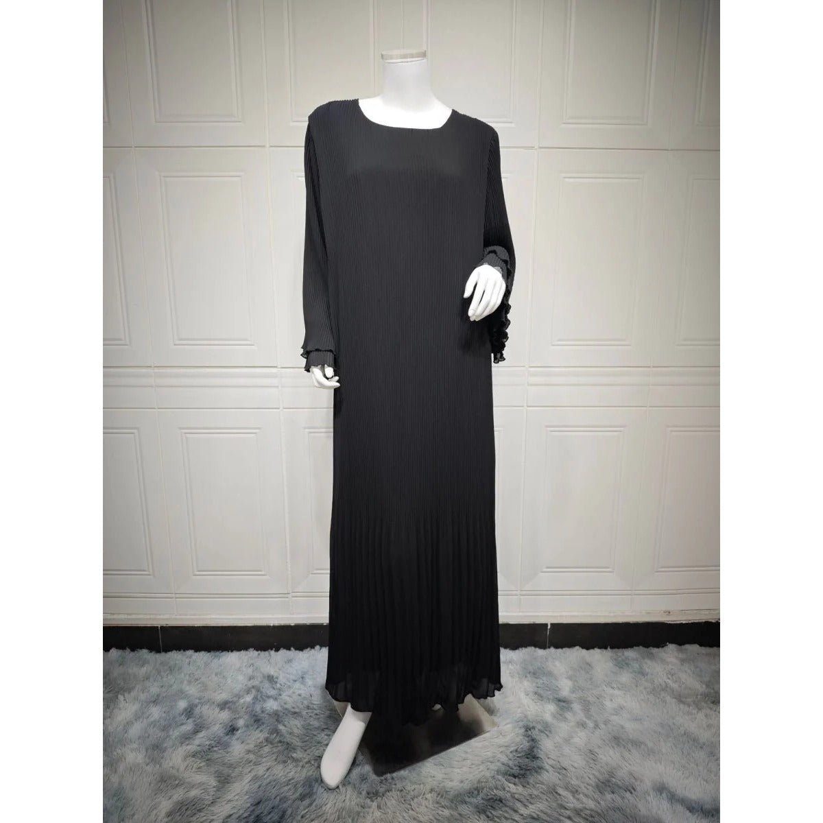 Robe Abaya élégante en mousseline plissée pour femmes musulmanes, coupe pull-over modeste, coloris uni, avec manches évasées (MA176)