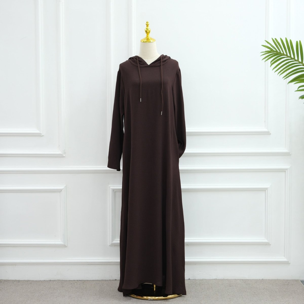 Robe à capuche froissée en soie glacée avec poches (MA393)
