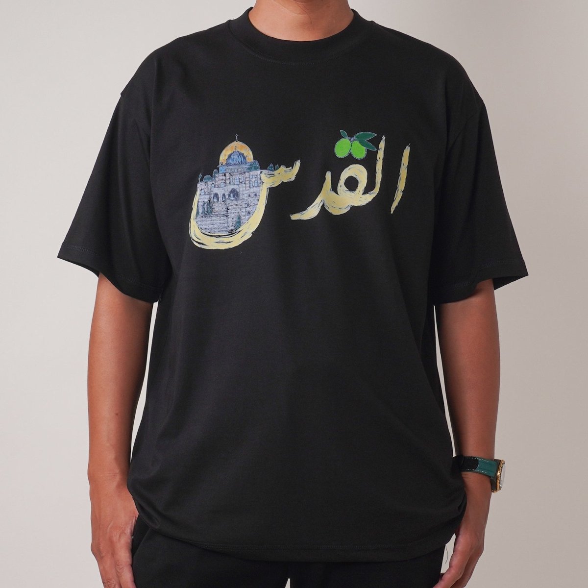 T-shirt à manches courtes au design artistique islamique (MS182)
