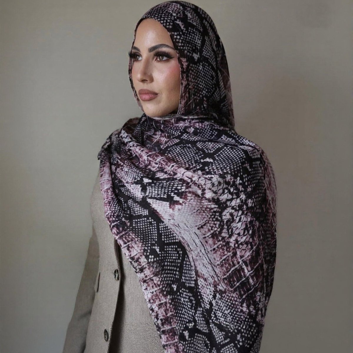 Écharpe Hijab en Coton Imprimé | Foulard Long Doux et Respirant (MH201)