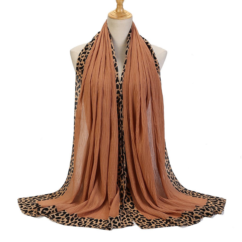 Foulard Hijab Crinkle Uni Orné d'un Motif Léopard (MH181)