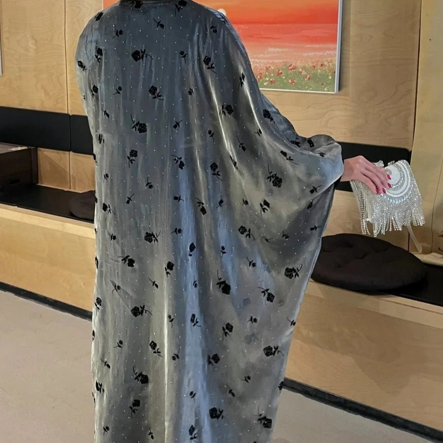 Abaya ouverte Organza Rose brodée de fleurs et papillons (MOA115)
