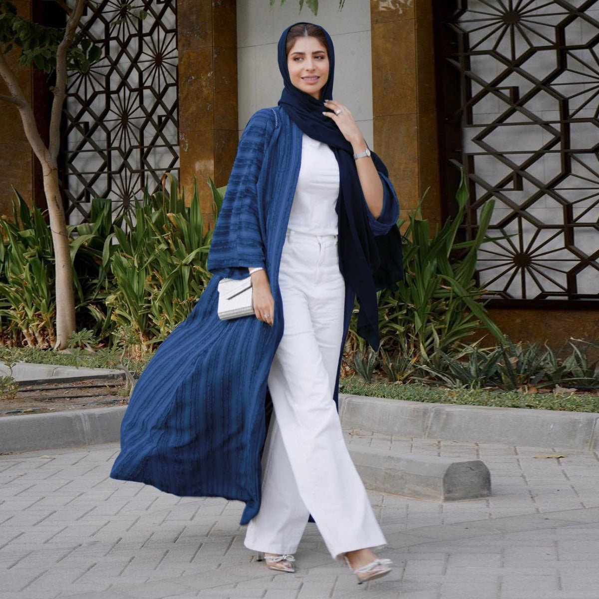 Cardigan Abaya Tricoté Vintage | Veste Longue Ouverte Modeste pour Femme (MOA217)