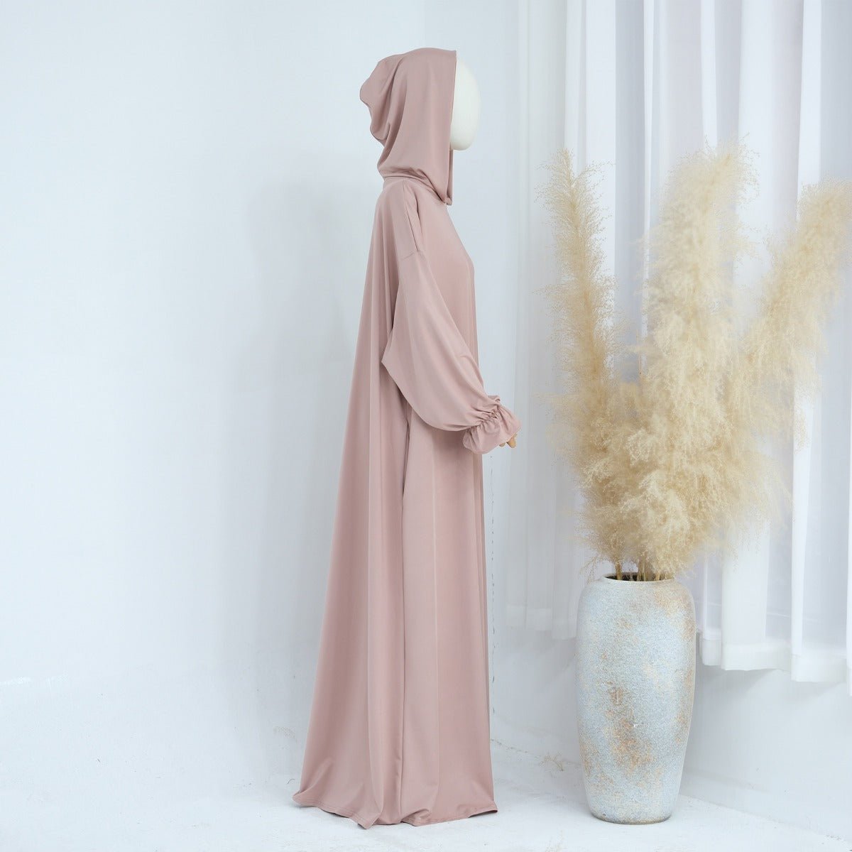Collection d'Abayas Casual à Capuche Modest | Robes Ton sur Ton avec Manches Bouffantes (MJ021)