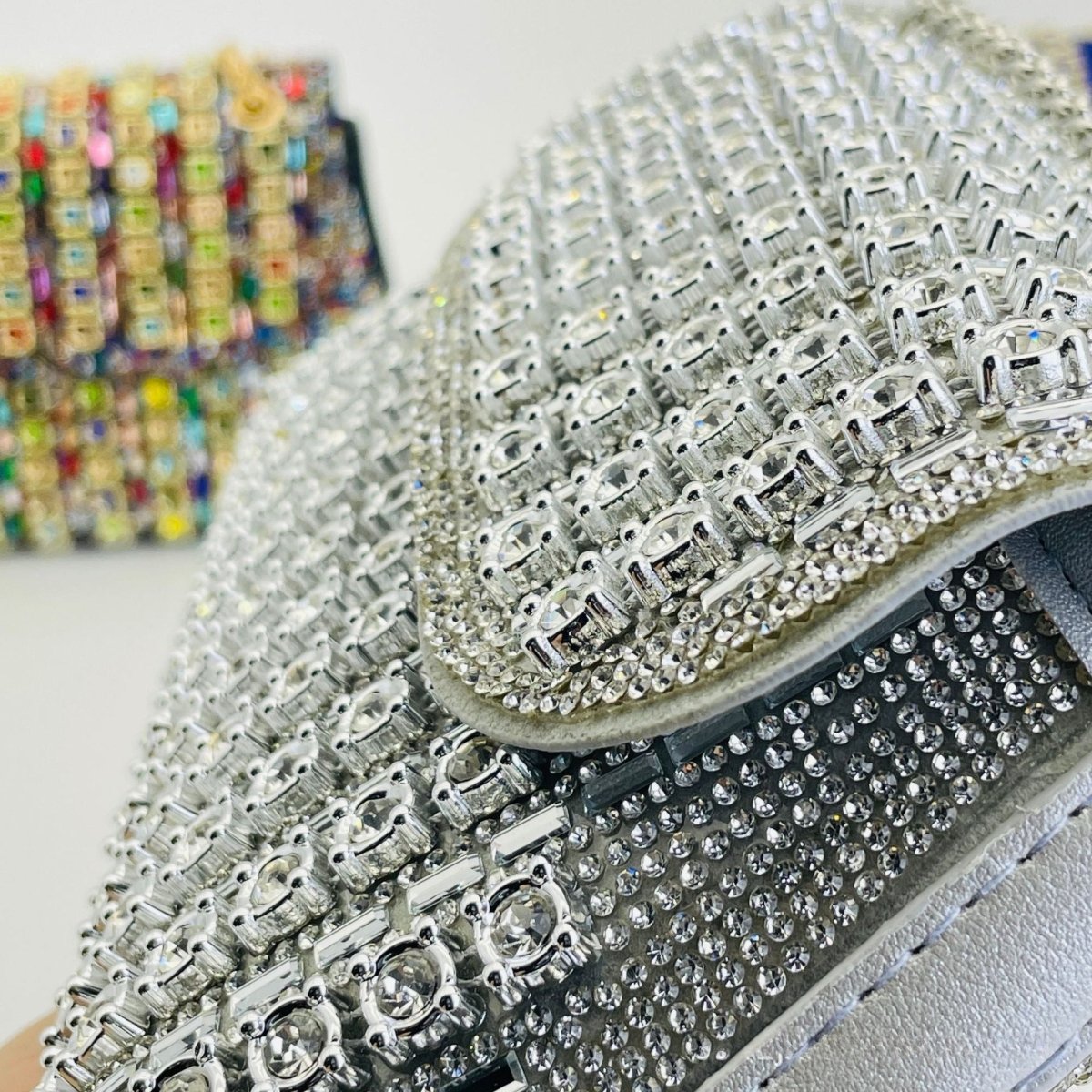 Sac pochette de soirée premium en strass cristal (MAC427)