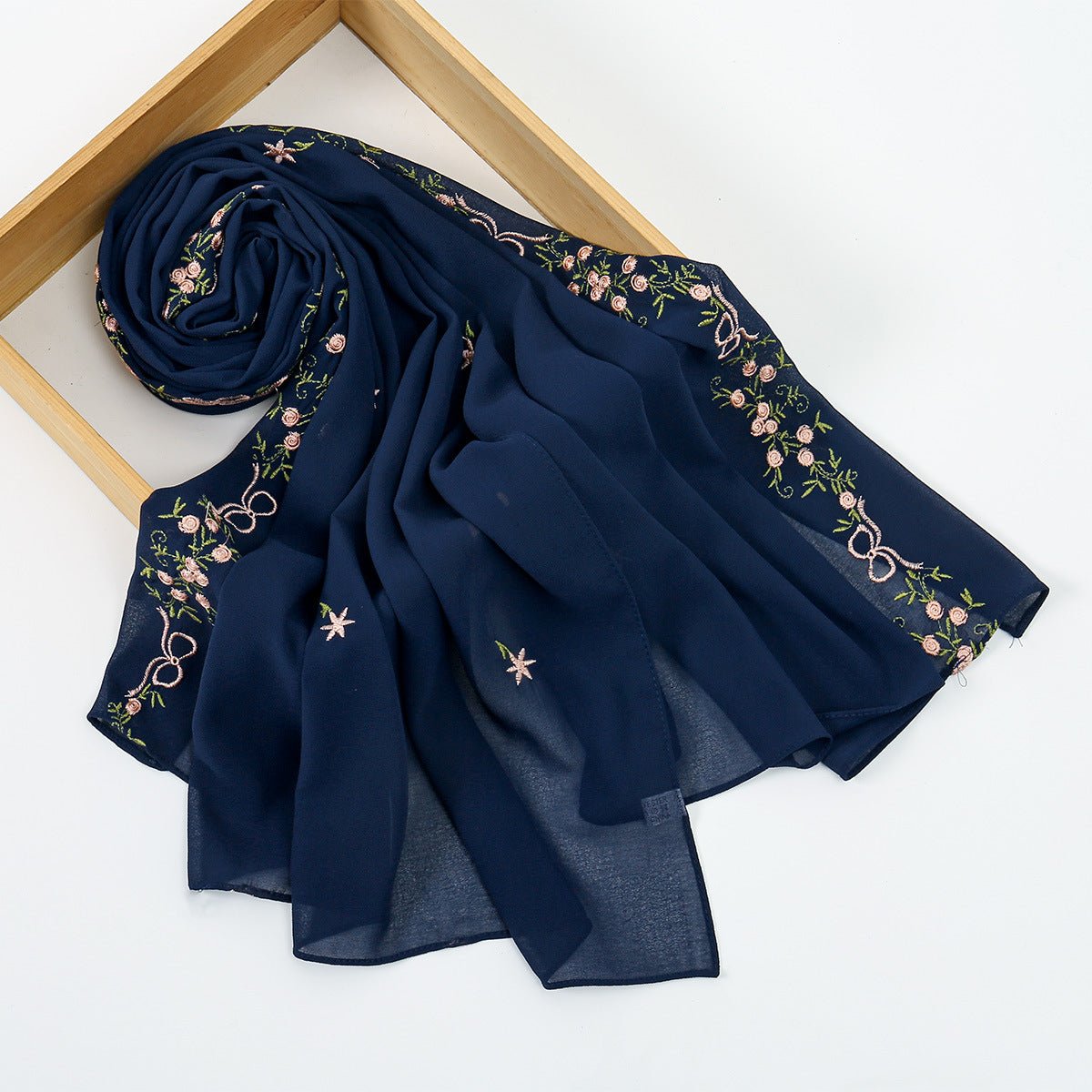Foulard Hijab en Mousseline Brodée | Hijab en Mousseline avec Broderie (MH220)