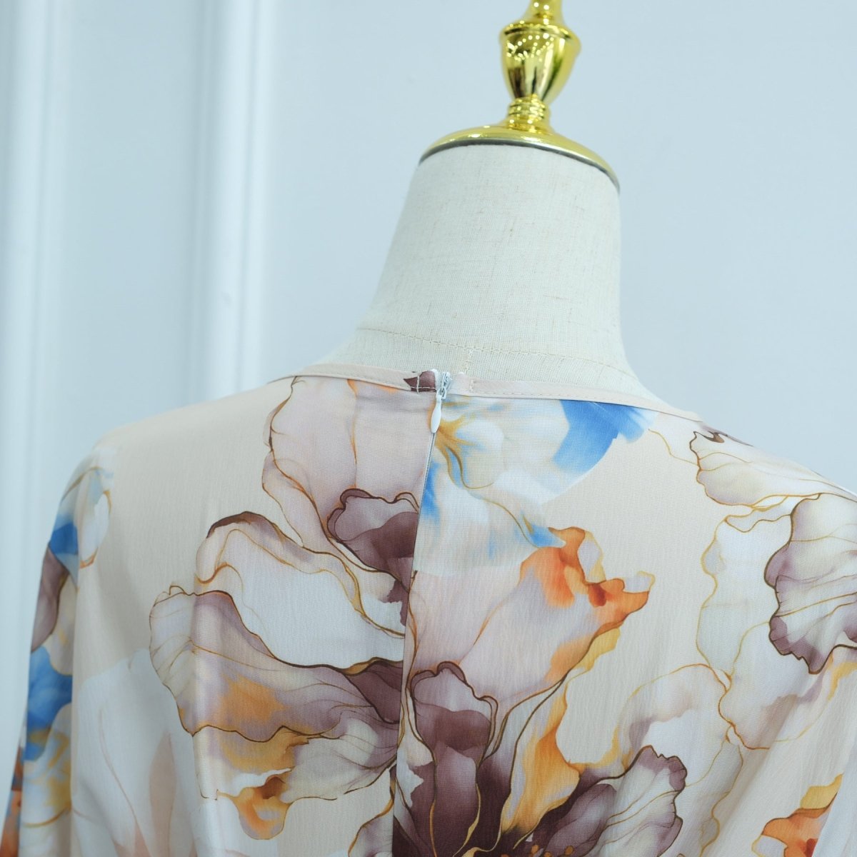 Abaya à imprimé floral avec manches évasées (MA332)