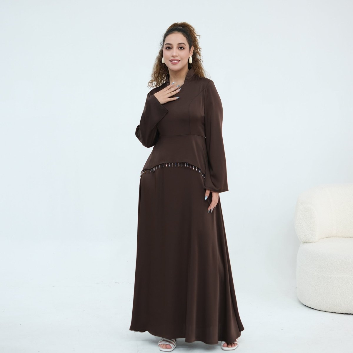 Robe Maxi Corset avec Taille Perlée et Manches Évasées (MS476)