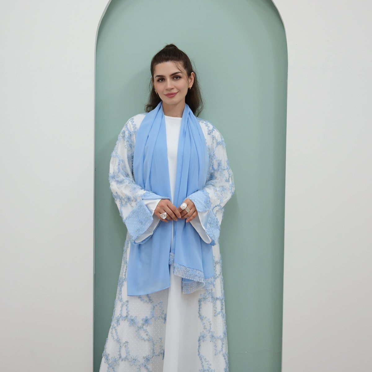 Abaya ouverte en mesh floral 3D (MOA288)