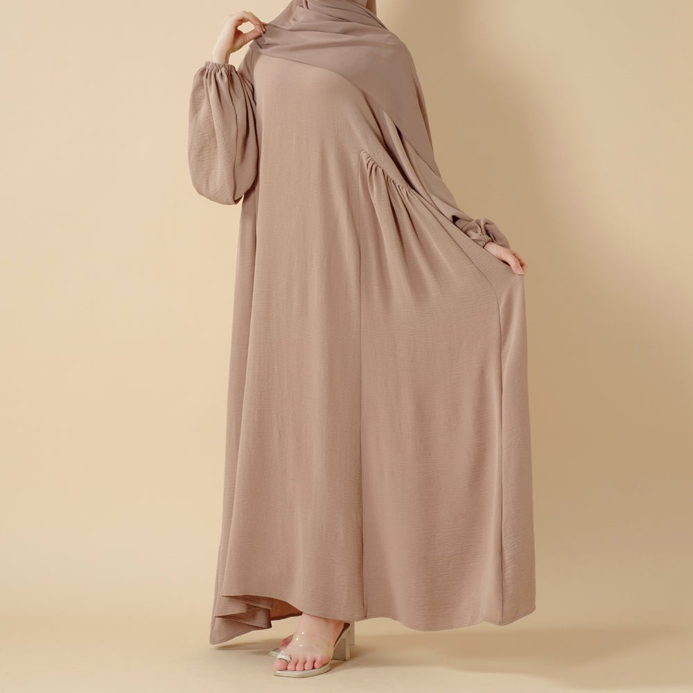 Abaya Crêpe Coupe Décontractée à Manches Lanterne (UKMA190)