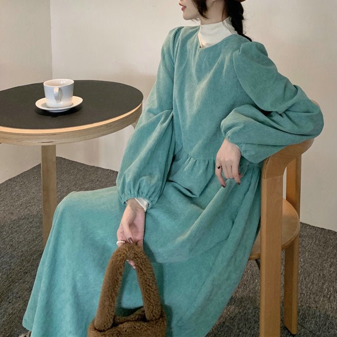 Robe Maxi en Velours Côtelé Français à Manches Lanterne | Robe Froncée à Poignets Élastiques (MS206)