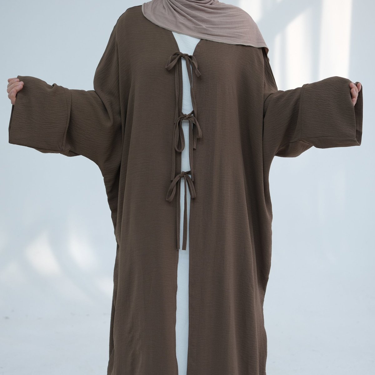 Kimono Abaya Ouvert Ample à Lacets (MOA107)