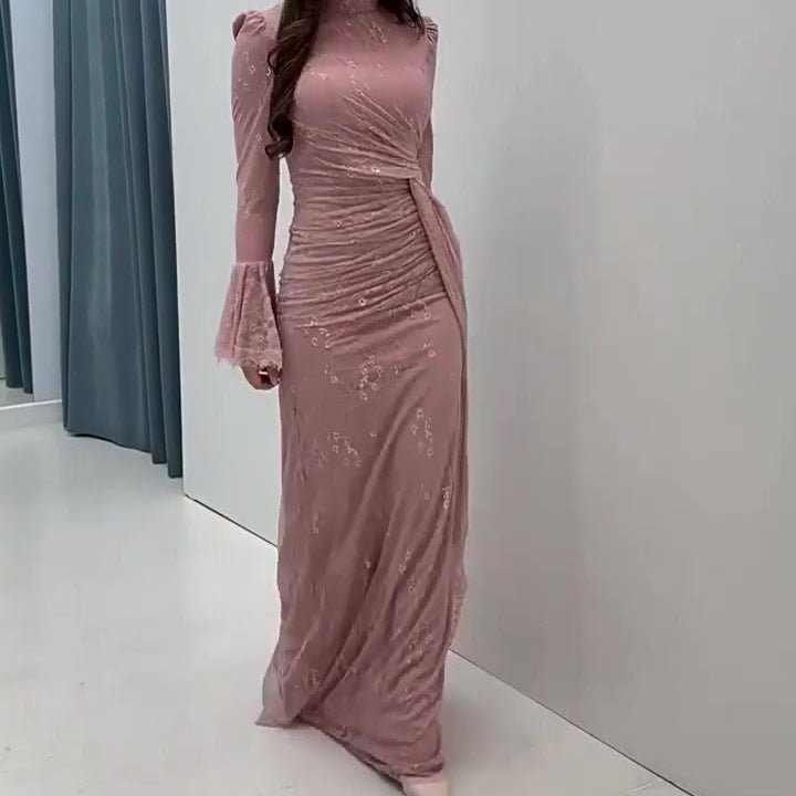 Robe Longue Ornée de Sequins (MS282)