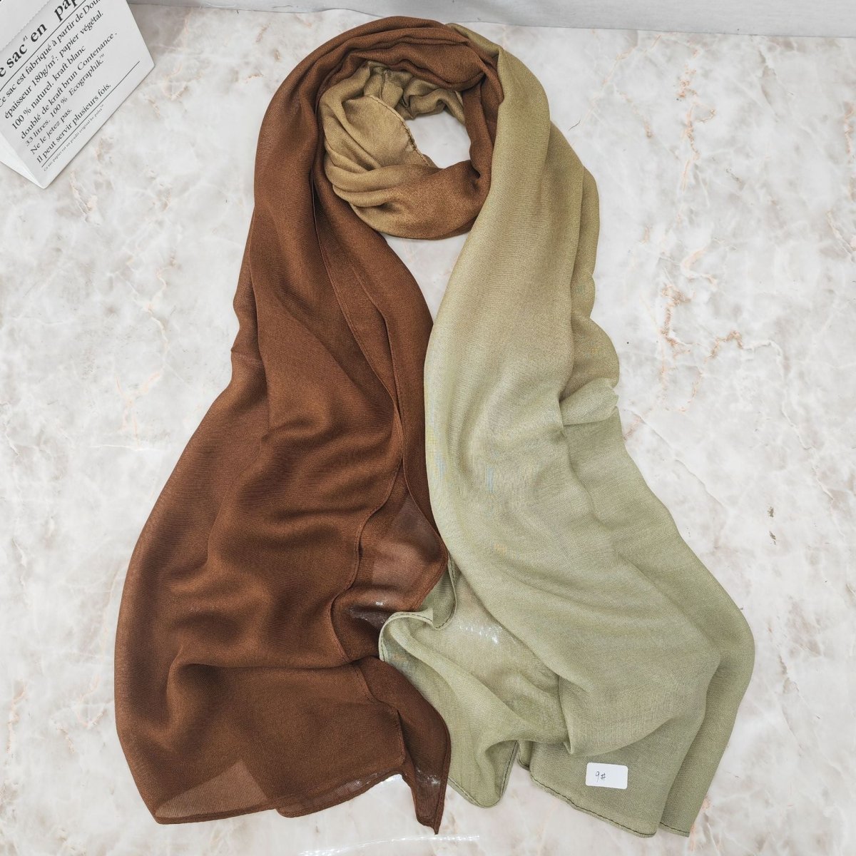 Hijab Modal Dégradé Doux | Hijab à Transition de Couleurs avec Fluidité Naturelle (MH162)