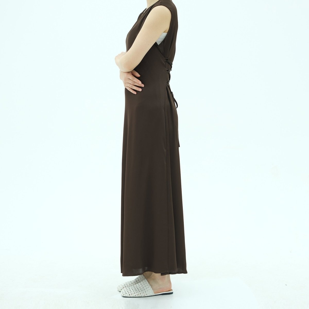 Robe longue sans manches avec dos corset à lacets (MS472)
