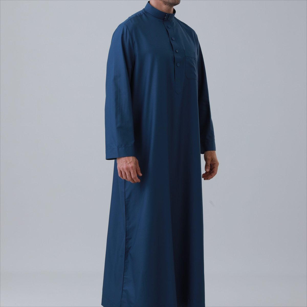 Thobe uni pour homme avec patte de boutonnage (MT036)