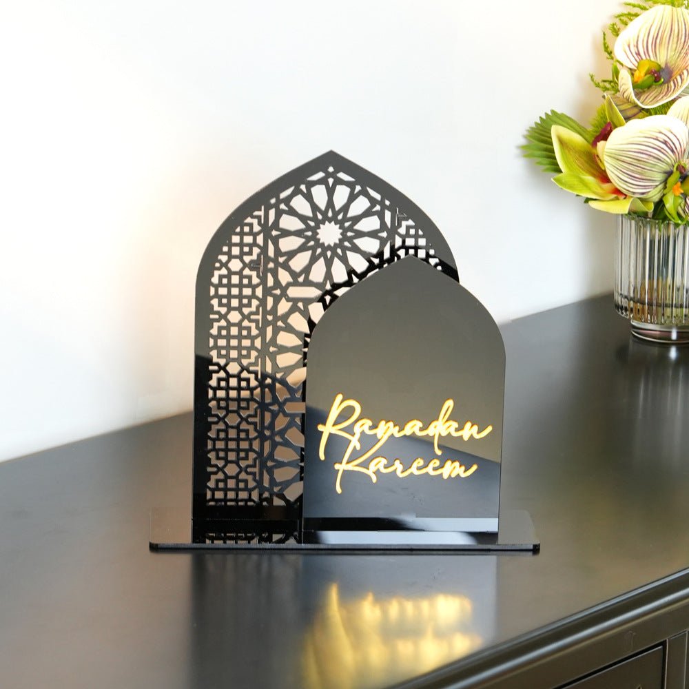 Décoration de Table en Acrylique à Motif Islamique Ajouré (MAC404)