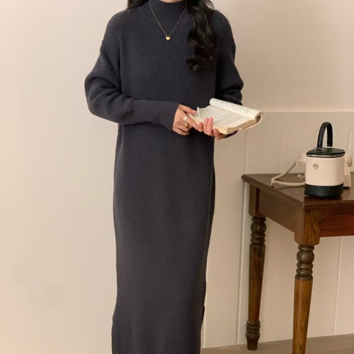 Robe maxi en maille côtelée à col montant (MS158)