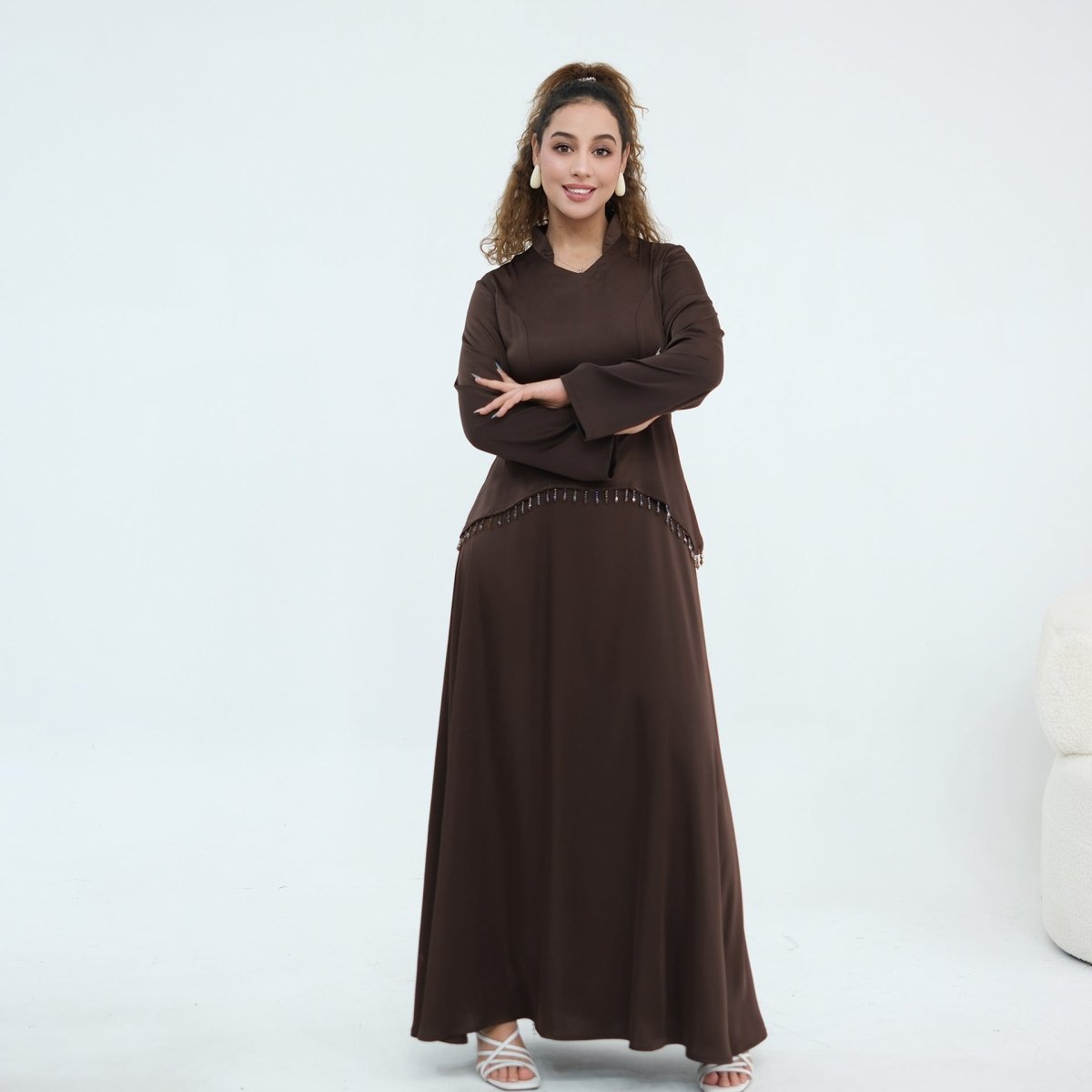 Robe Maxi Corset avec Taille Perlée et Manches Évasées (MS476)