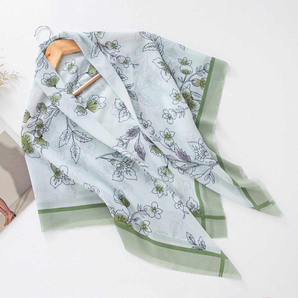 Hijab en voile MH072 à imprimé floral carré, à bordure ondulée