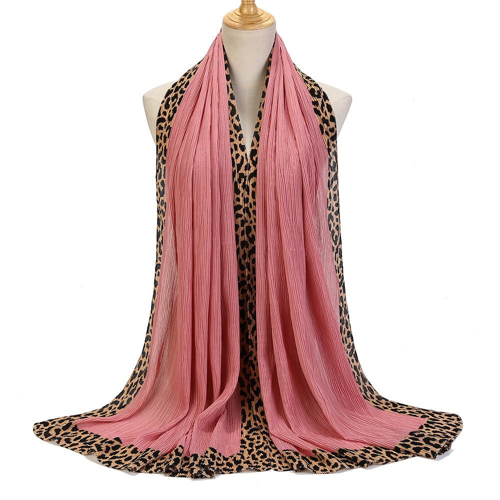 Foulard Hijab Crinkle Uni Orné d'un Motif Léopard (MH181)