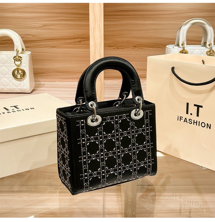 Sac Princesse Diana en satin haut de gamme, style « Hot Diamond Heavy Industry » (MAC220)