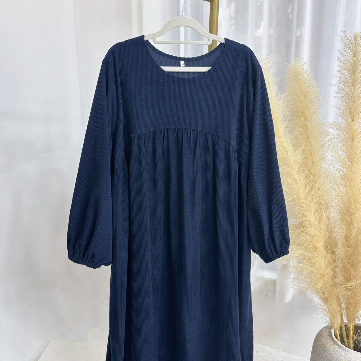 Abaya Swing en velours côtelé, coupe ample | Abaya Casual en velours côtelé (MA117)