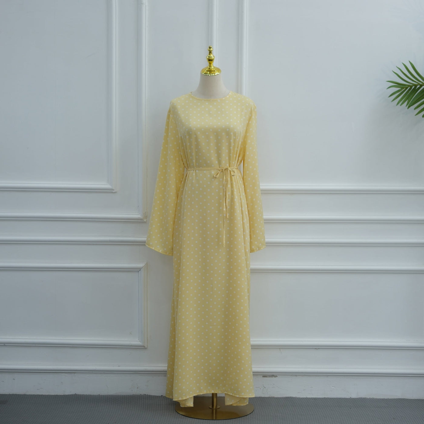Abaya Maxi Dress Manches Évasées à Pois (MA464)