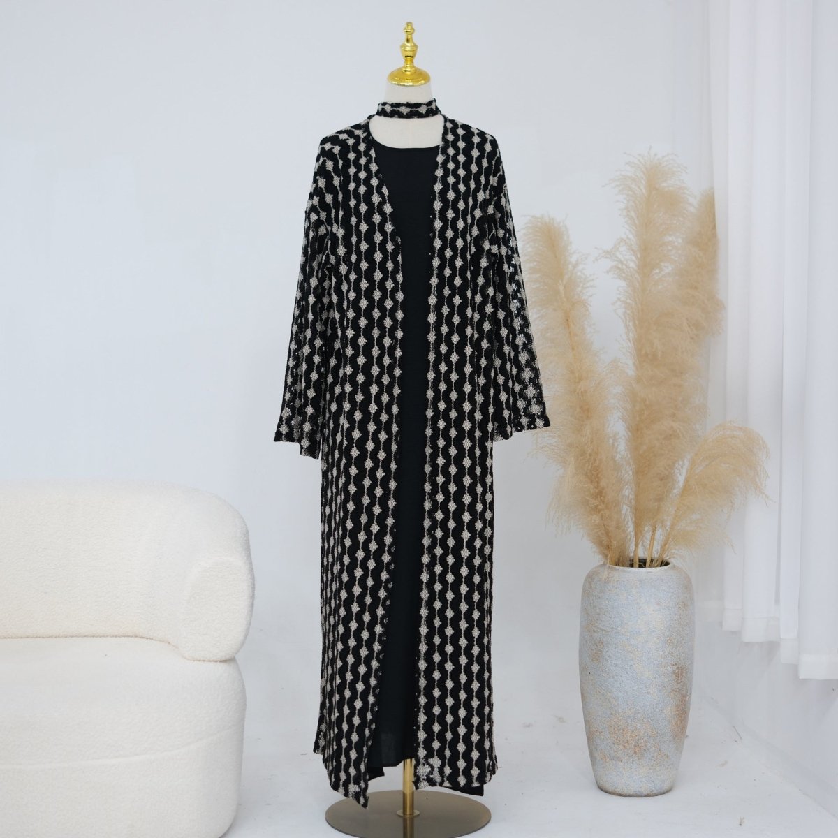 Abaya ouverte en tricot dentelle ajourée (MOA327)