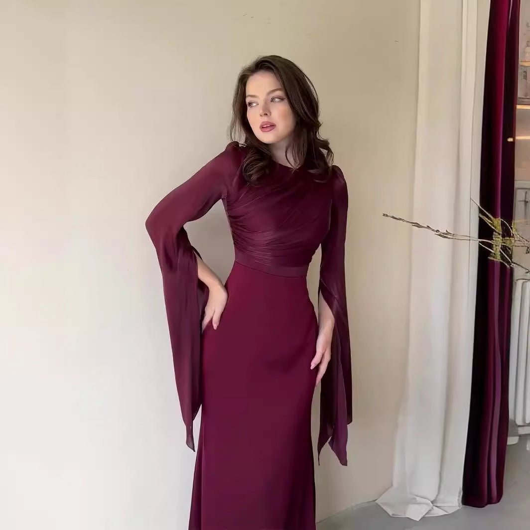 Robe d'été élégante en satin, coupe ajustée, avec manches à pendentif en fil de verre (MA161)