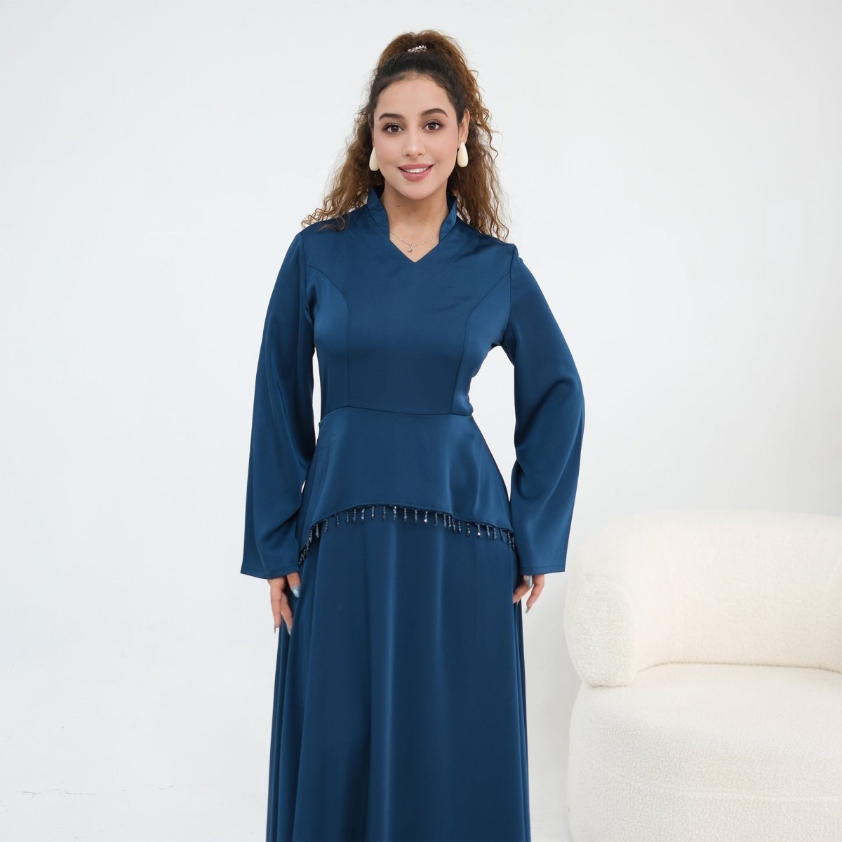 Robe Maxi Corset avec Taille Perlée et Manches Évasées (MS476)