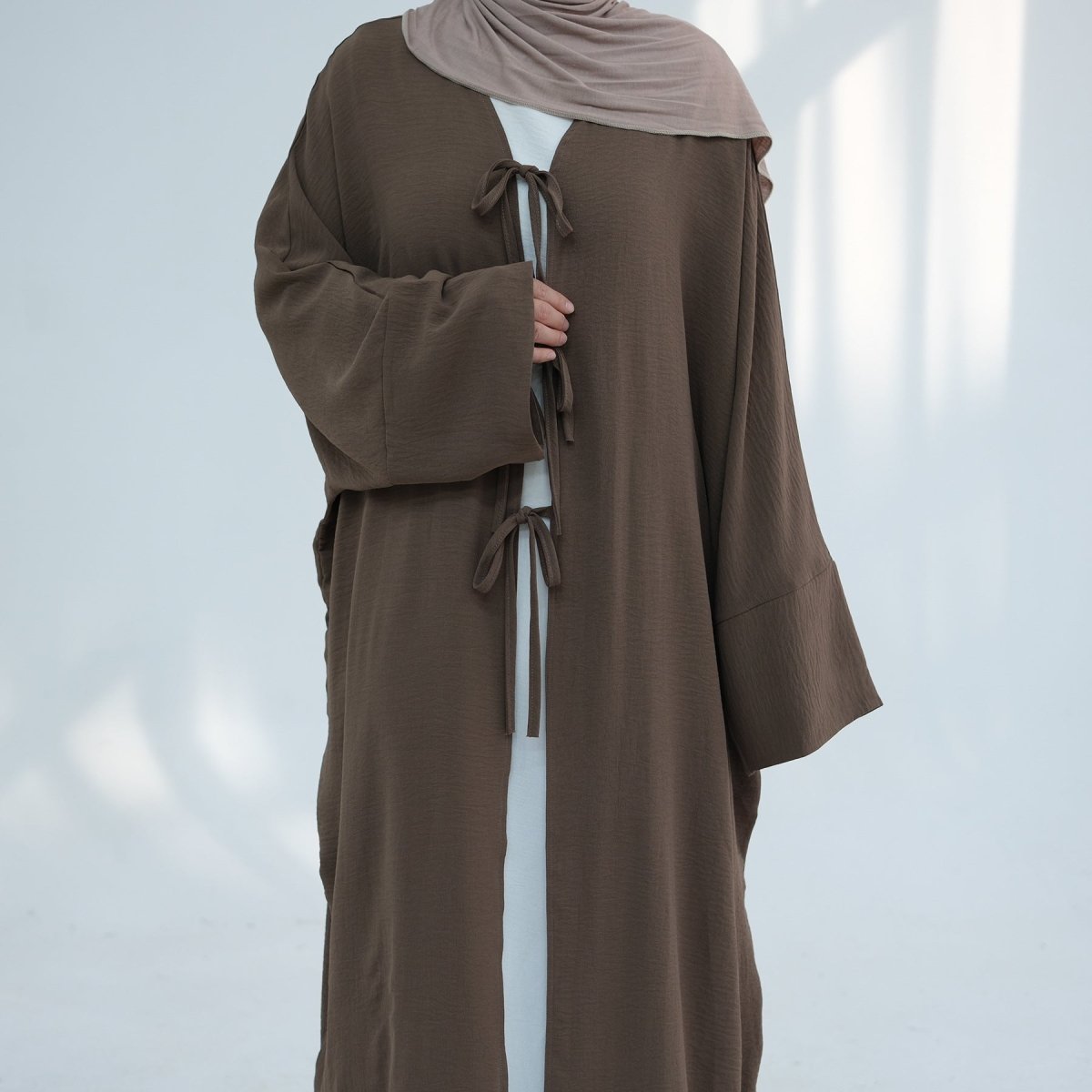 Kimono Abaya Ouvert Ample à Lacets (MOA107)